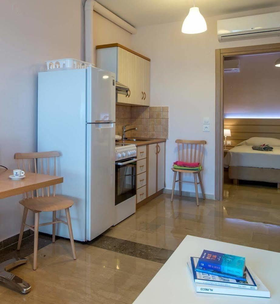 Krouzeri Beach Apartments Katavolos Экстерьер фото