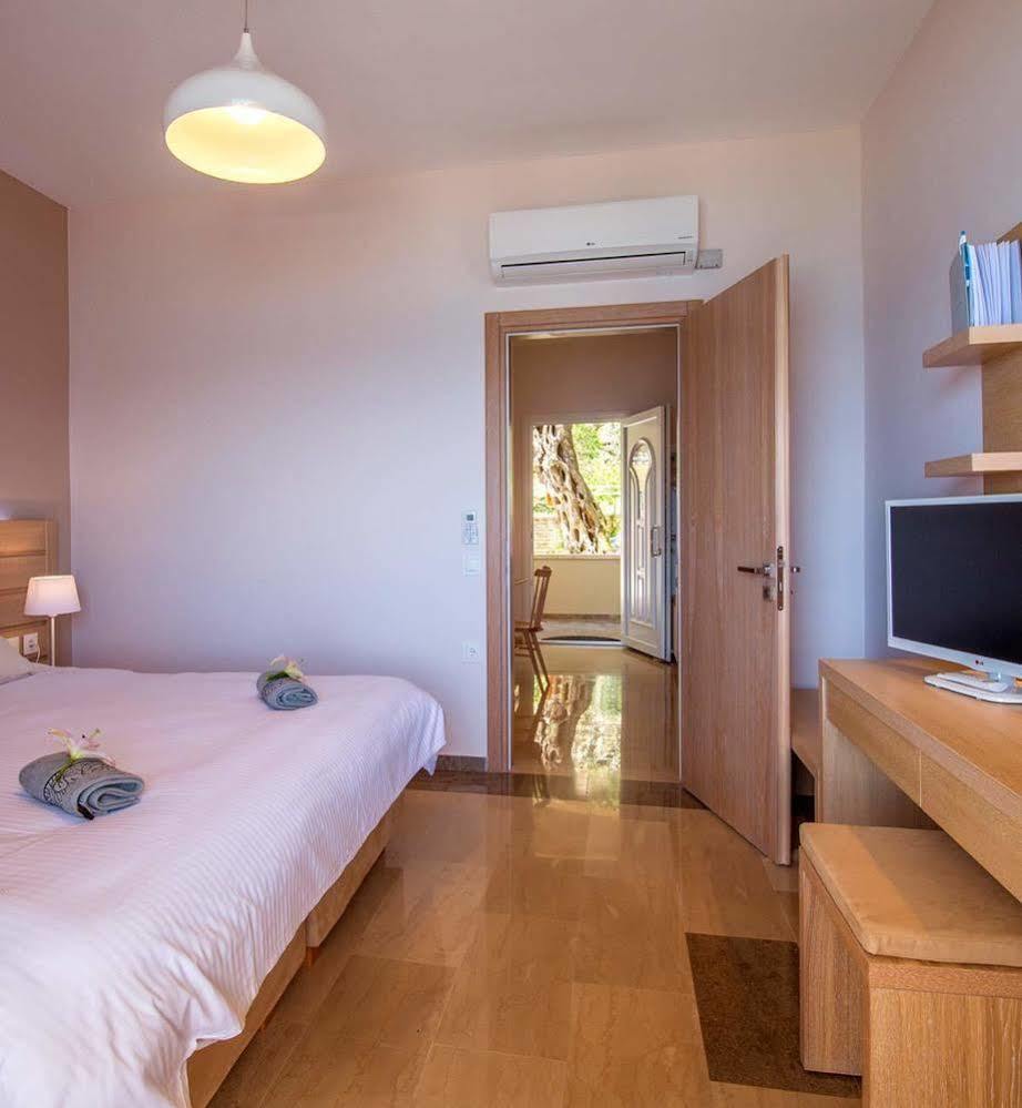 Krouzeri Beach Apartments Katavolos Экстерьер фото